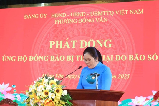 ĐẢNG ỦY - HĐND - UBND - UB MTTQ VN PHƯỜNG ĐỒNG VĂN TỔ CHỨC PHÁT ĐỘNG ỦNG HỘ ĐỒNG BÀO BỊ THIỆT HẠI DO BÃO SỐ 10 GÂY RA 